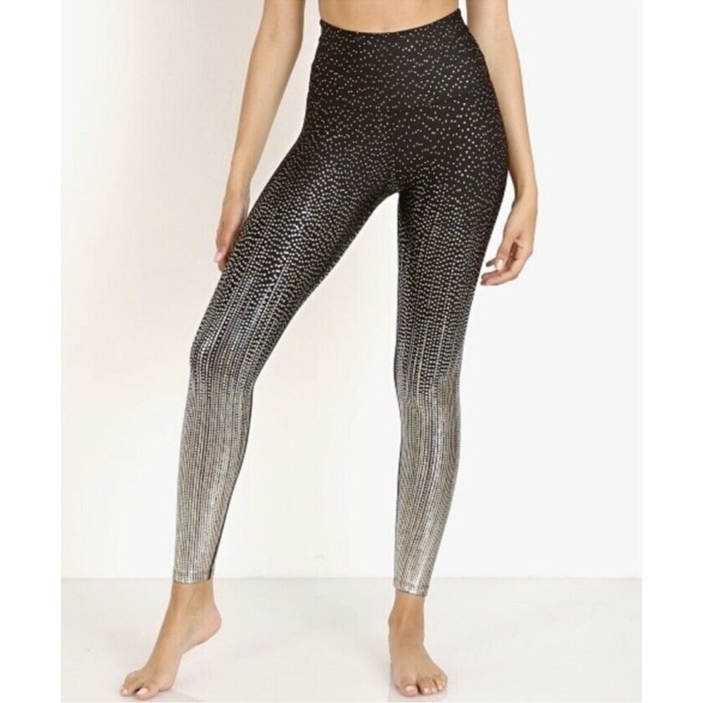BEYOND YOGA | Drip Dot High Waisted Midi Legging | Black & Antique Gold Drip Dot